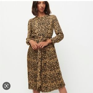 EUC J Crew leopard cheetah tie waist dress with pleated skirt, size 4